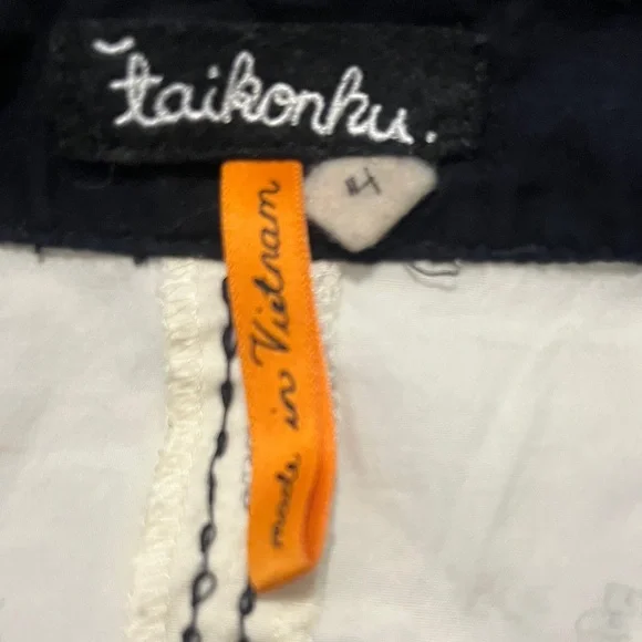 Taikonhu White Top with Navy Trim and Orange Tag Anthropologie - Picture 2 of 12